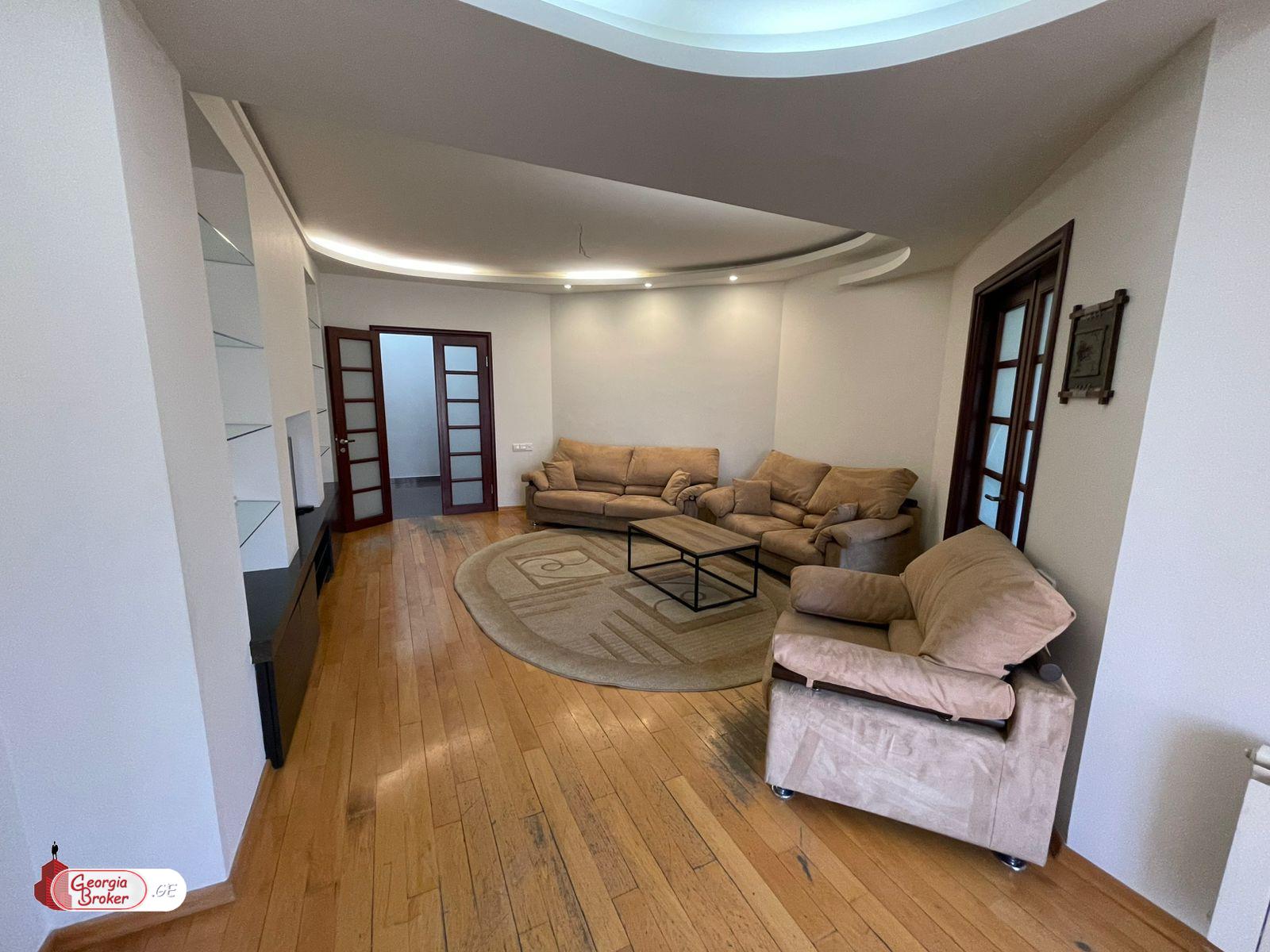 nearly repaired 3-room apartment for sale